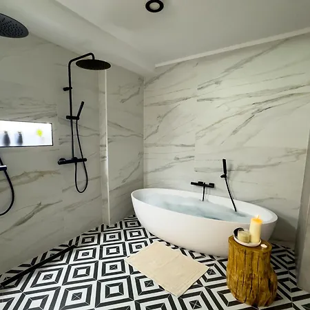 Rural Flor De Almendro Hotel