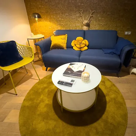 Rural Flor De Almendro Loarre