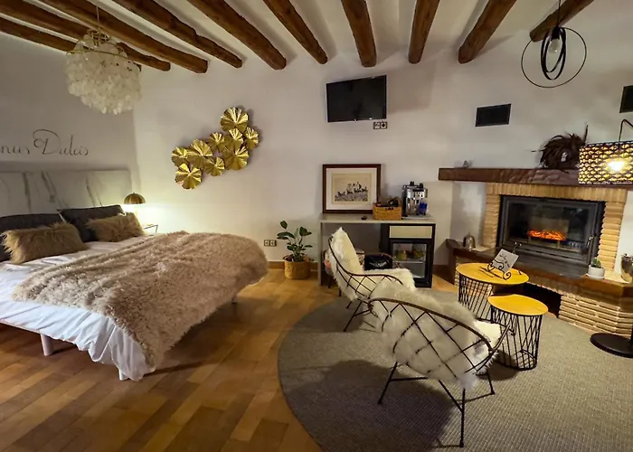 Rural Flor De Almendro Loarre