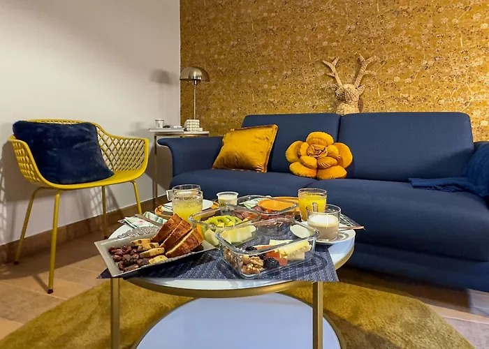 Rural Flor De Almendro