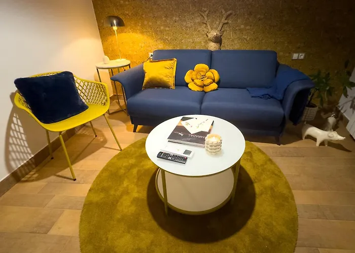 Rural Flor De Almendro Loarre